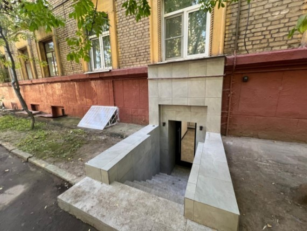 Аренда торгового помещения Жилое здание 