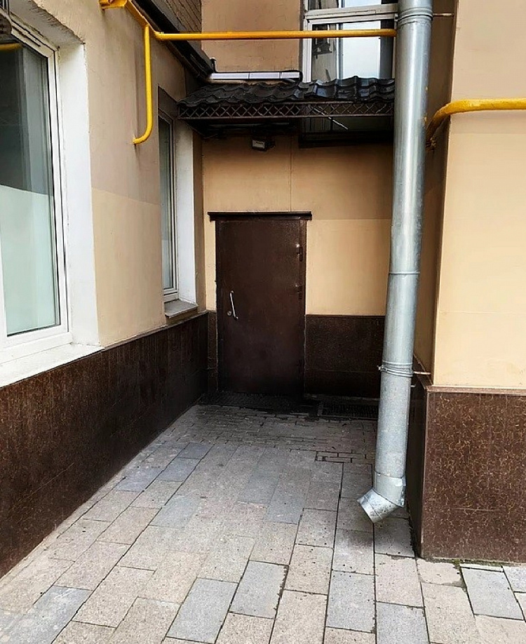 Аренда офиса Жилое здание 