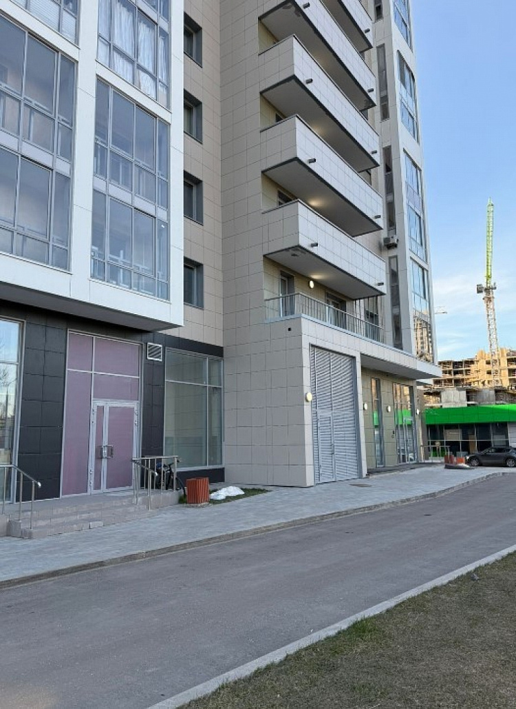 Продажа торгового помещения ЖК 