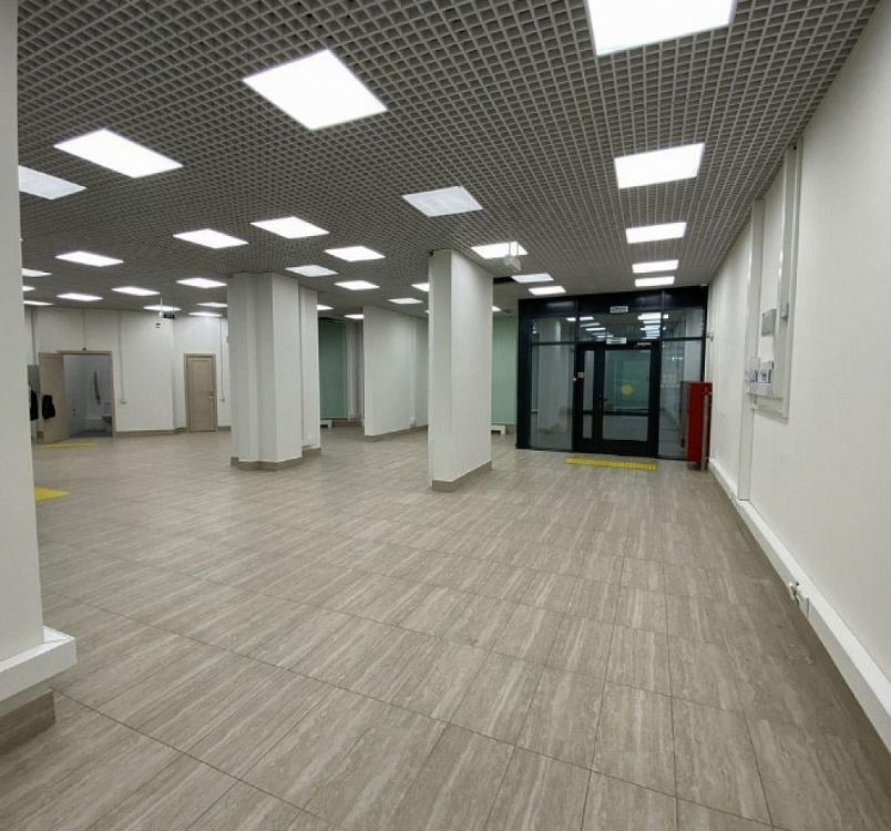 Аренда торгового помещения Жилое здание 