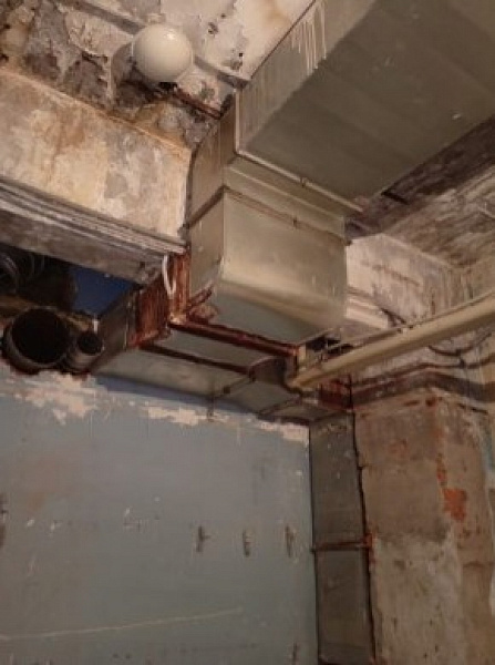 Аренда торгового помещения Жилое здание 