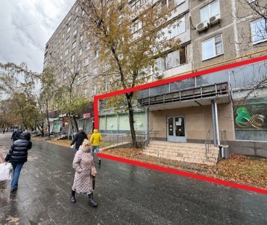 Аренда торгового помещения Жилое здание