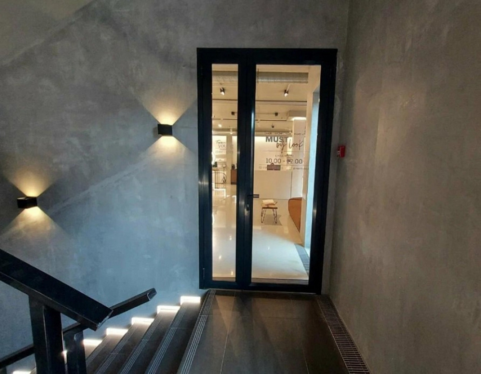 Аренда торгового помещения Административное здание 