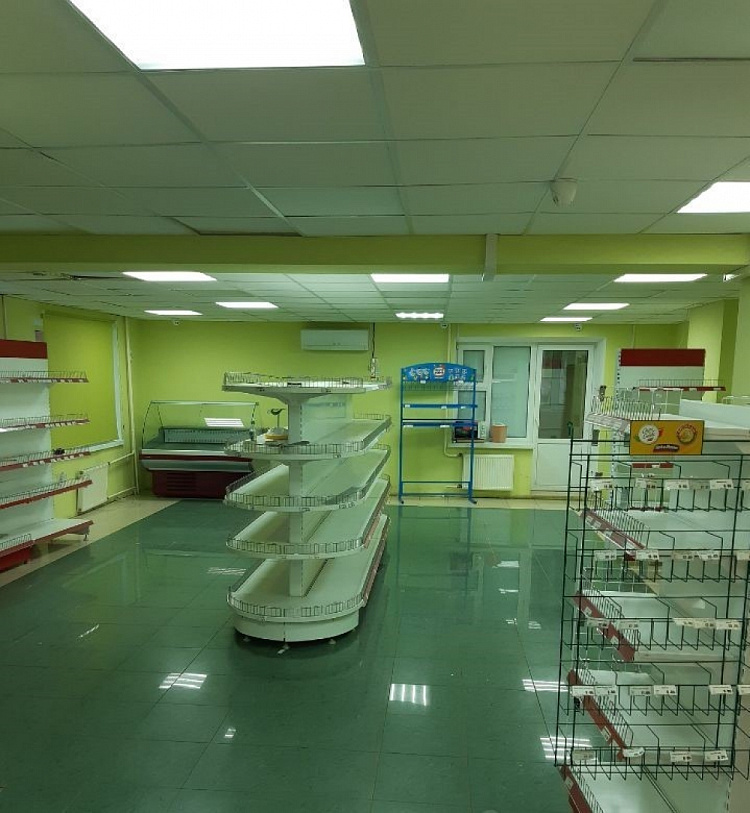 Аренда торгового помещения Жилое здание 