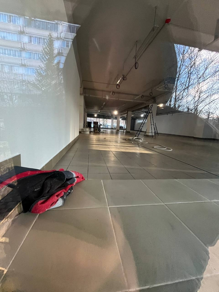 Аренда торгового помещения Жилое здание 