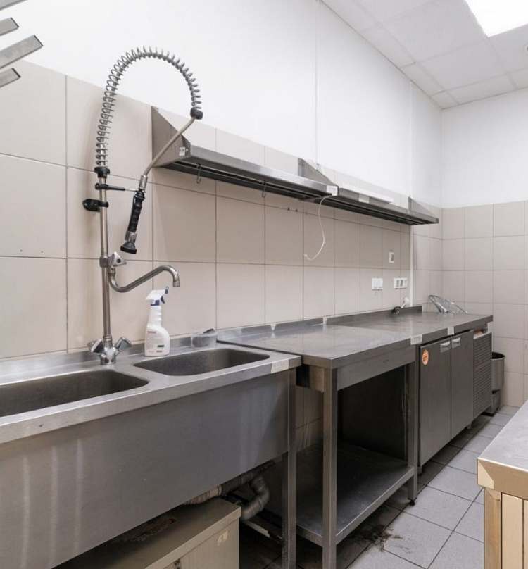 Аренда торгового помещения Бизнес-центр «РочДел центр»