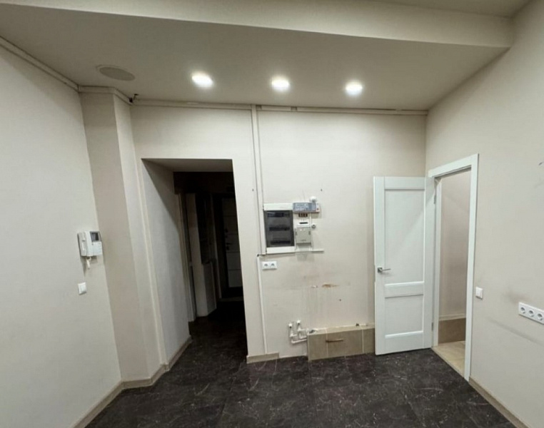 Аренда торгового помещения Административное здание 