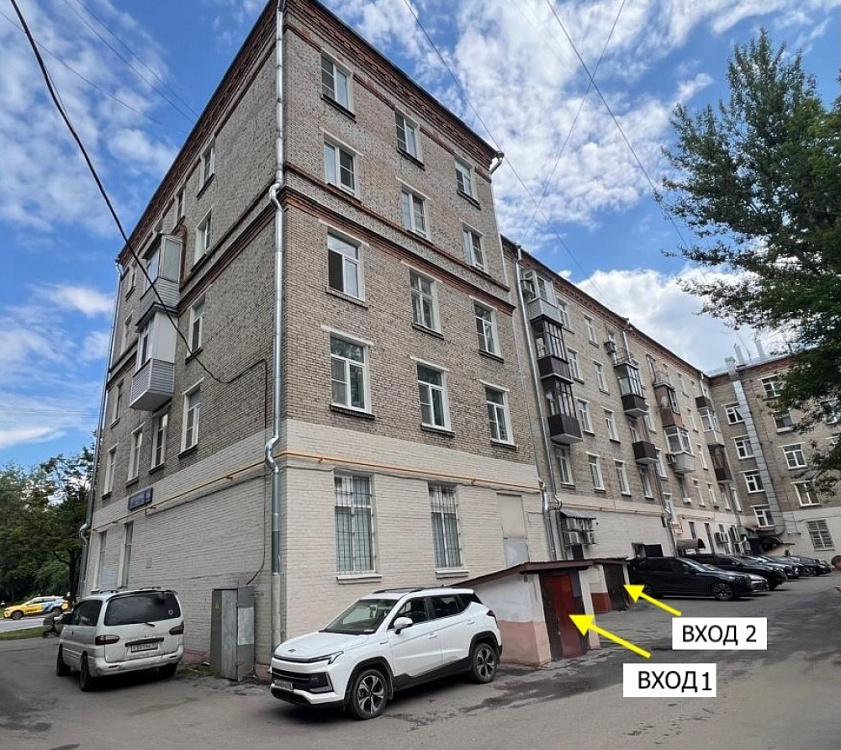 Продажа торгового помещения Жилое здание 