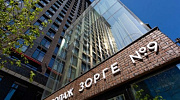 Продажа торгового помещения ОСЗ в ЖК 