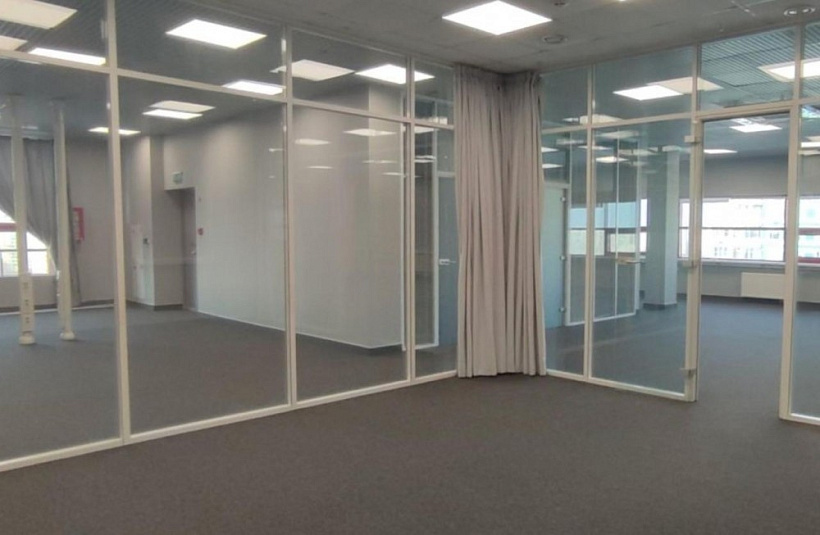 Аренда офиса Торгово-офисный центр «Снежная 26»