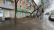 Продажа торгового помещения Жилое здание 