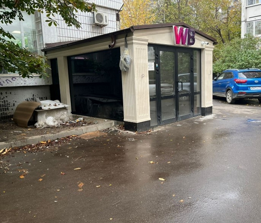 Аренда торгового помещения Жилое здание 