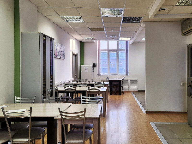 Аренда офиса Бизнес-центр «Салют»