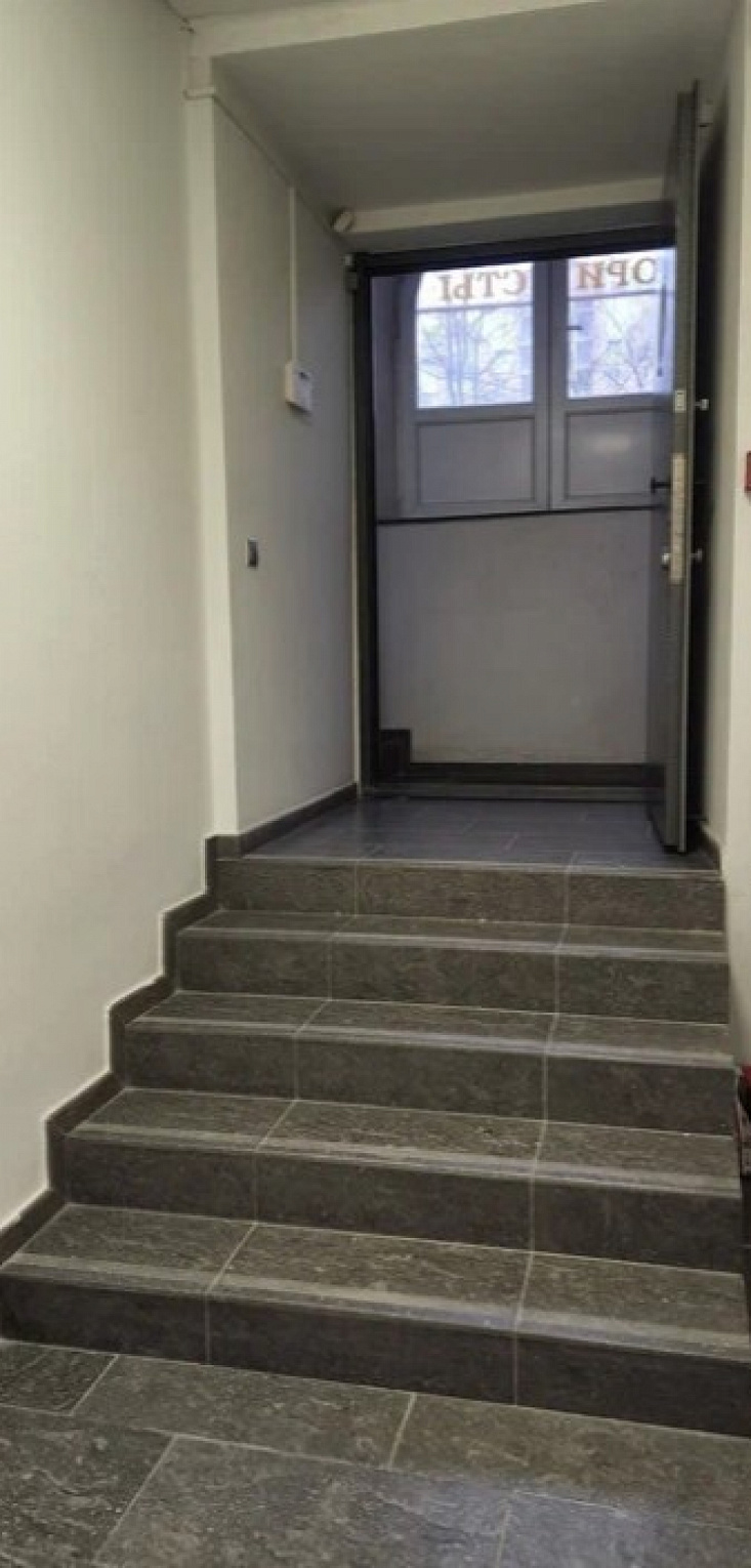 Продажа торгового помещения Жилой дом