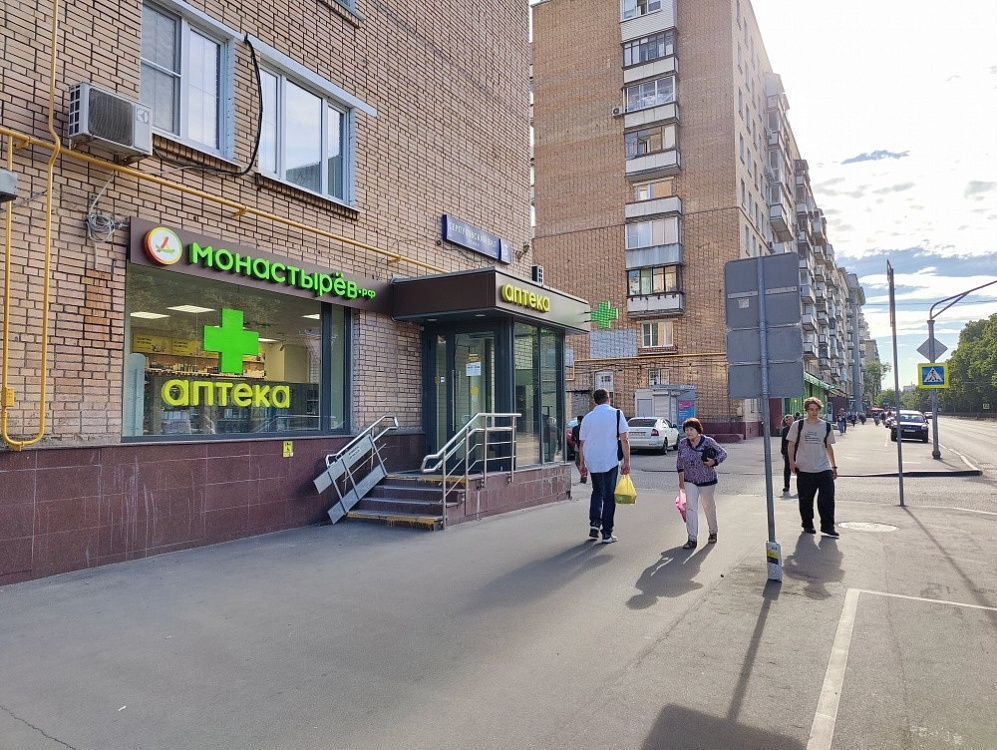 Аренда торгового помещения Жилое здание Серпуховский Вал, 3к1