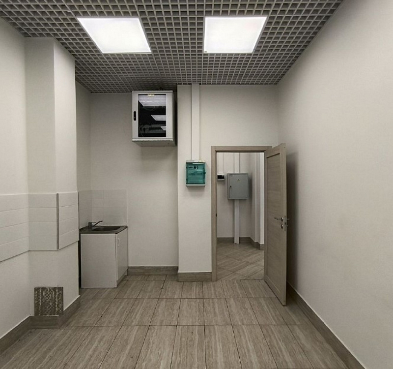 Аренда торгового помещения Жилое здание 