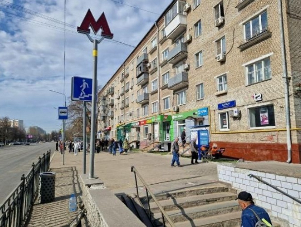 Аренда торгового помещения Торгово-офисный комплекс Зеленый проспект, 19