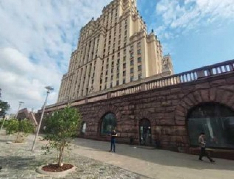 Аренда торгового помещения Жилое здание 