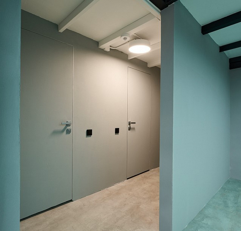 Продажа торгового помещения Бизнес-центр 