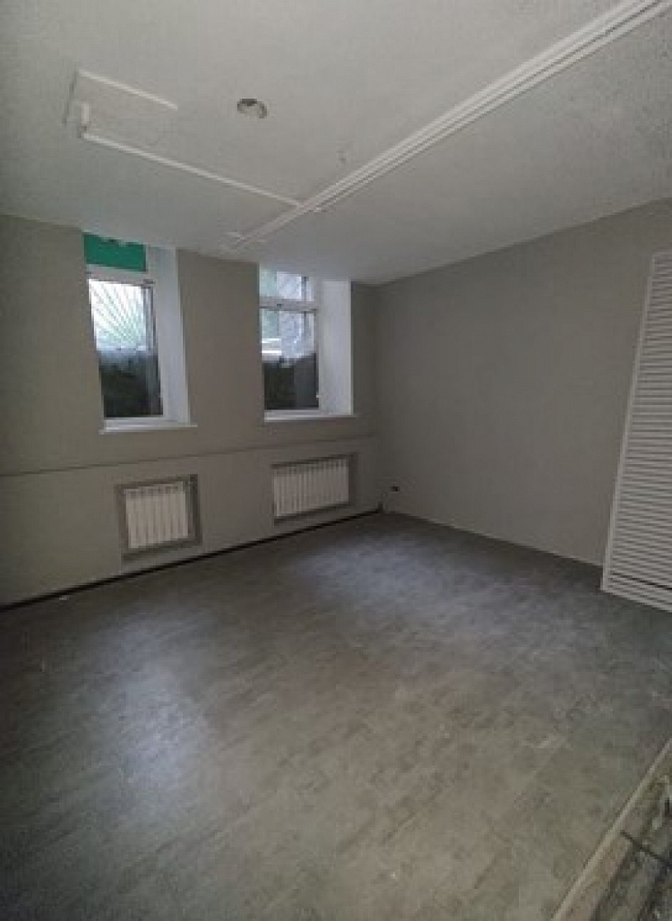 Продажа торгового помещения Жилой дом 