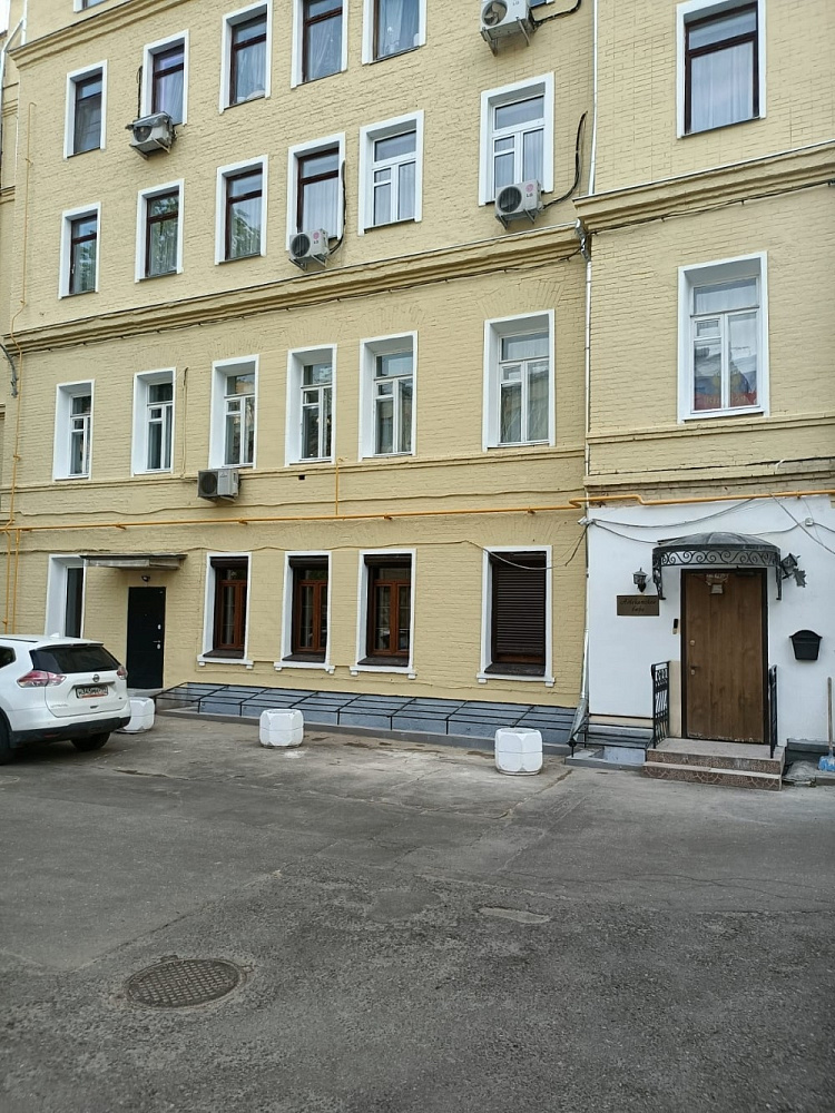 Аренда офиса Жилое здание 