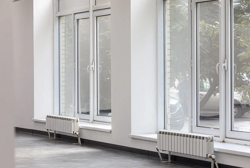 Продажа торгового помещения Жилое здание 