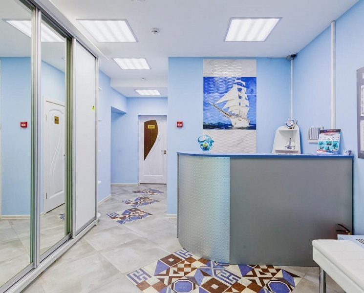 Продажа торгового помещения Жилое здание  