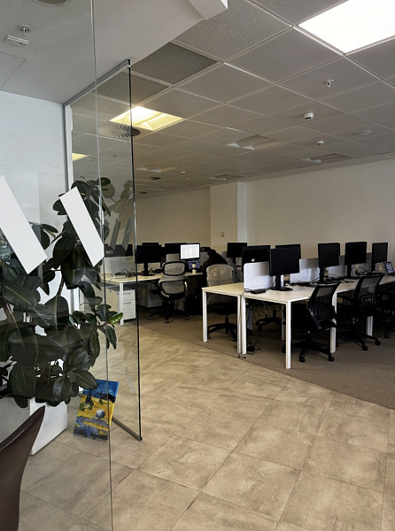 Аренда офиса Бизнес-центр «Легенда Цветного»