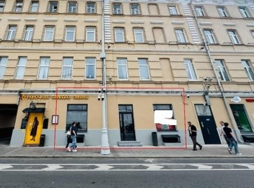 Аренда торгового помещения Жилое здание 