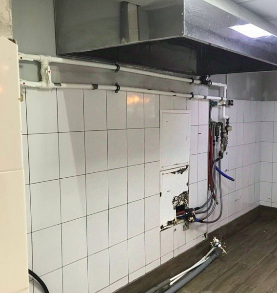 Аренда торгового помещения Бизнес-центр «Салют»