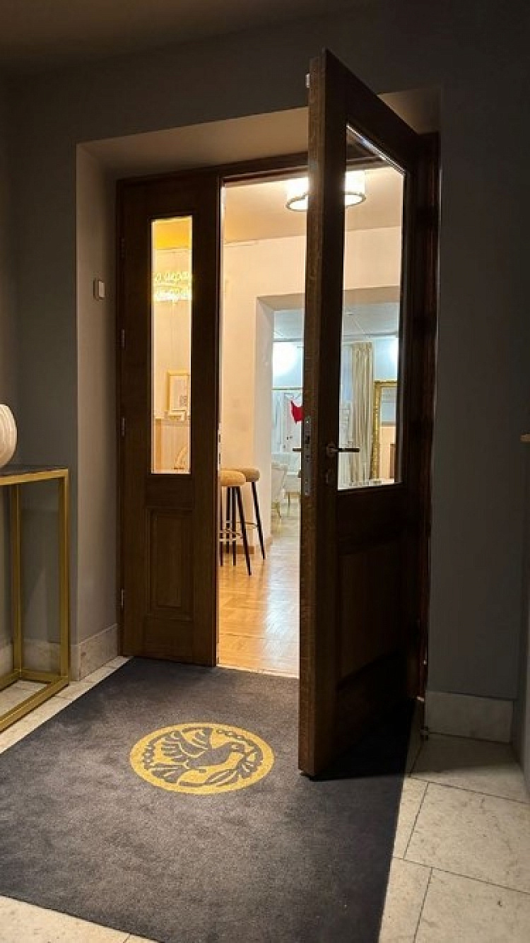 Аренда торгового помещения Административное здание 