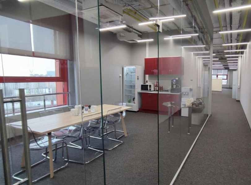 Аренда офиса Торгово-офисный центр «Снежная 26»