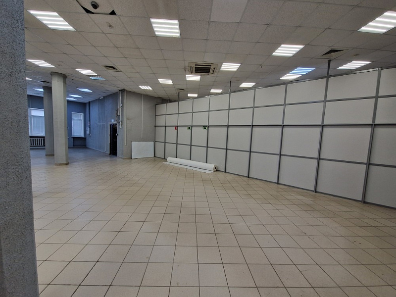 Аренда торгового помещения ОСЗ «Симферопольский 4»