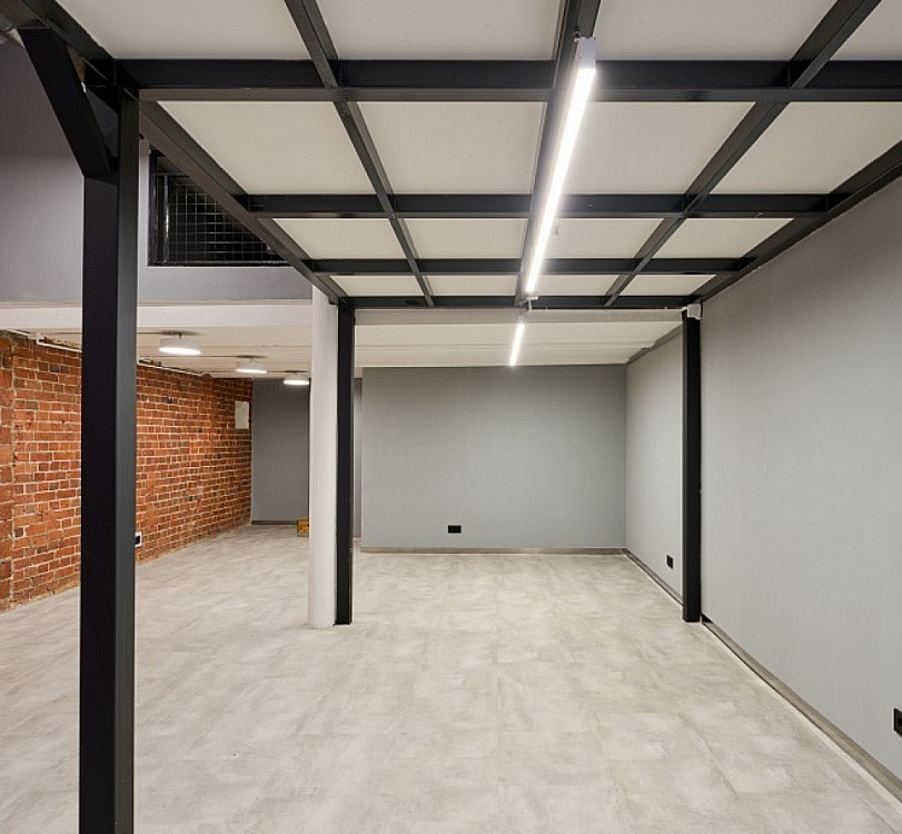 Продажа торгового помещения Бизнес-центр 