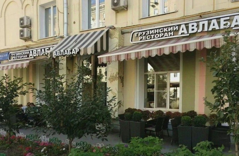 Аренда торгового помещения Жилое здание Велозаводская, 6