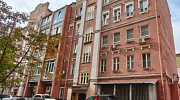 Продажа торгового помещения Жилое здание 