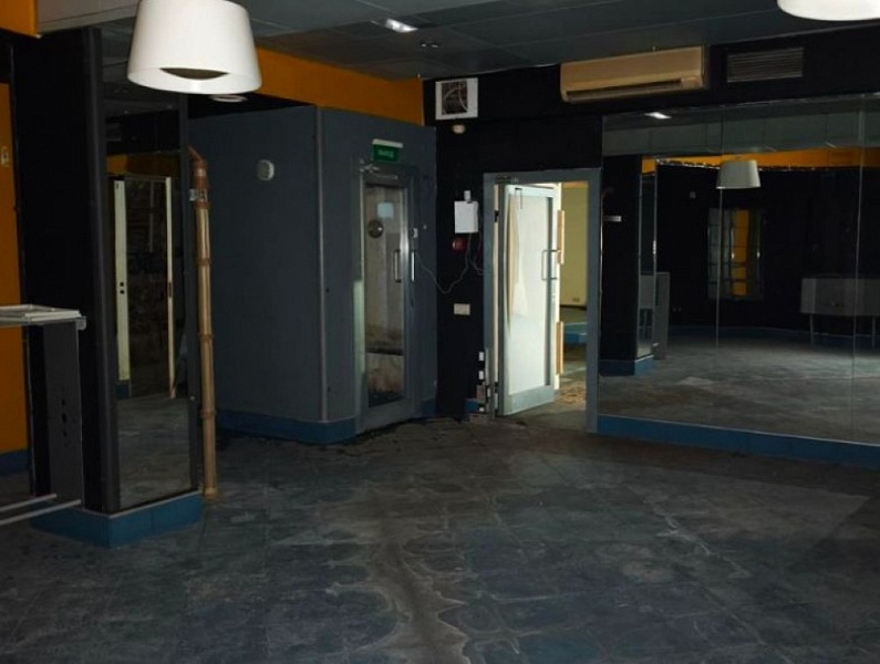 Аренда торгового помещения Жилое здание 