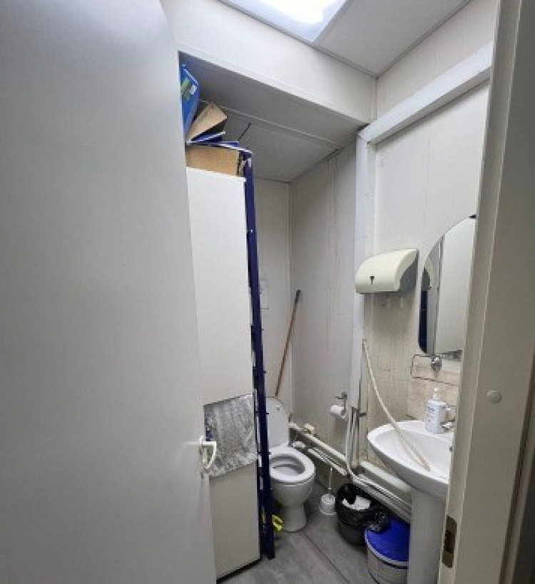 Аренда торгового помещения Жилое здание