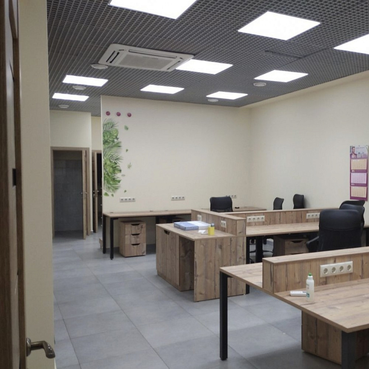 Аренда офиса Бизнес-центр «Салют»