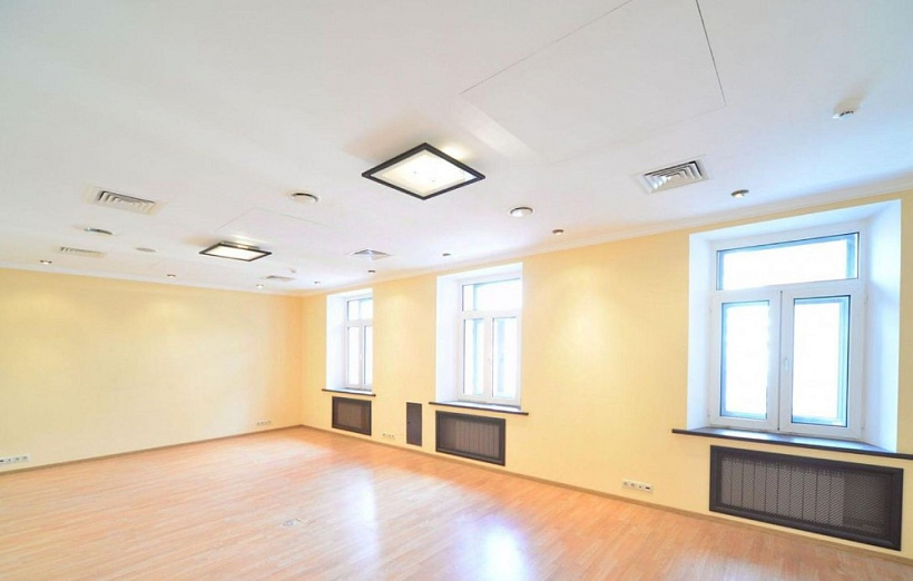 Аренда офиса Бизнес-центр «Николаевский»