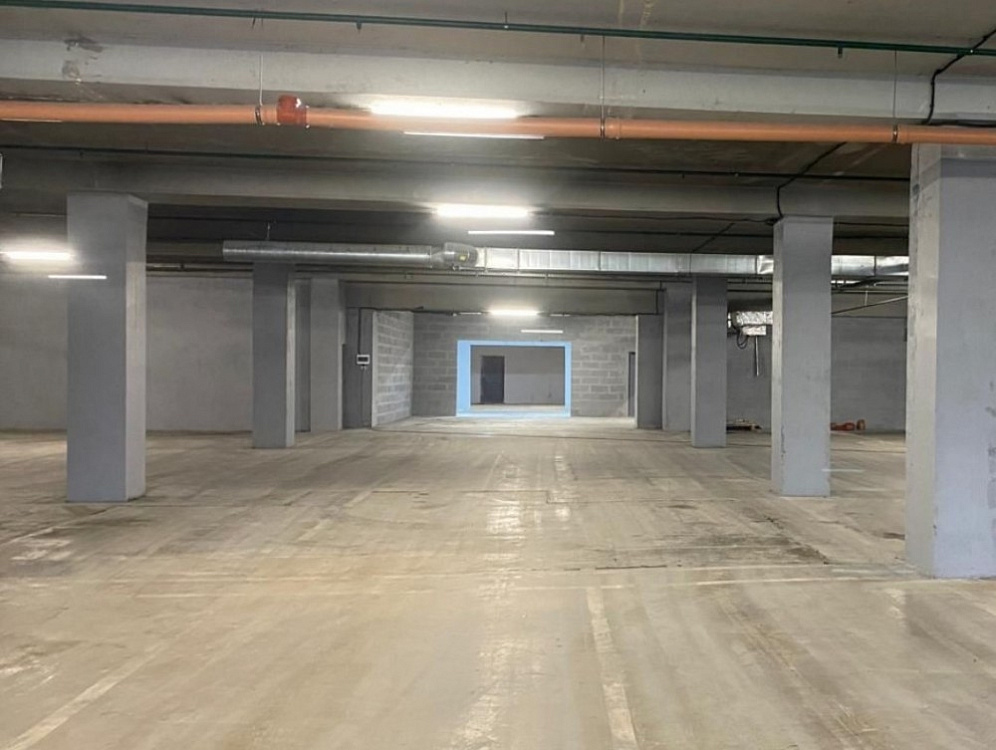 Аренда торгового помещения Бизнес-центр «Автомолл»