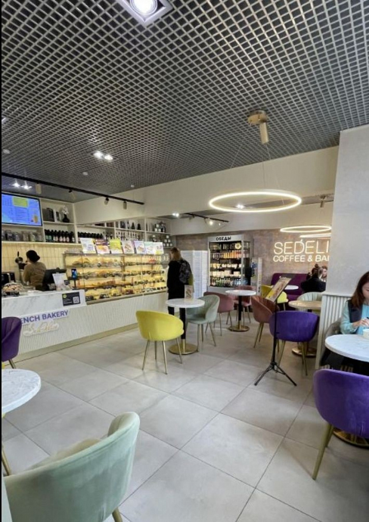 Аренда торгового помещения Жилое здание 