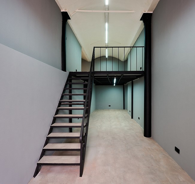 Продажа торгового помещения Бизнес-центр 