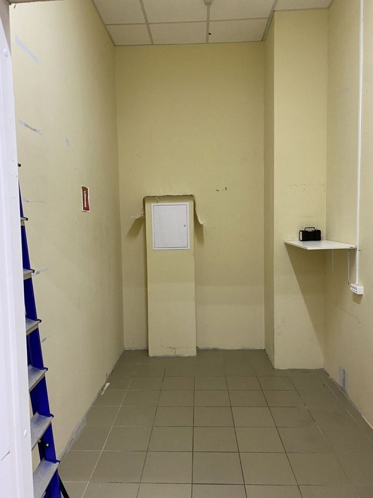 Аренда торгового помещения Жилое здание 