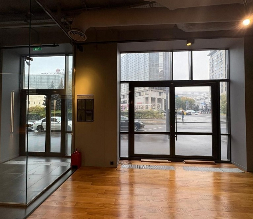 Аренда торгового помещения Бизнес-центр «Олимпик Холл»