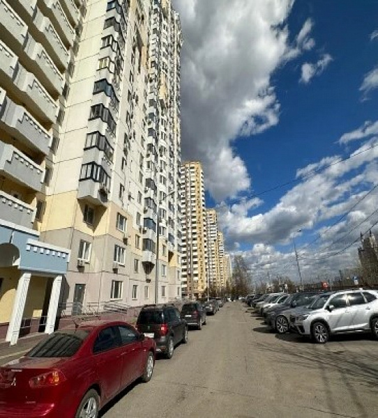 Продажа торгового помещения ЖК 