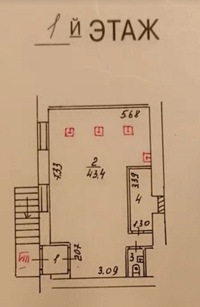 Аренда торгового помещения Жилое здание 
