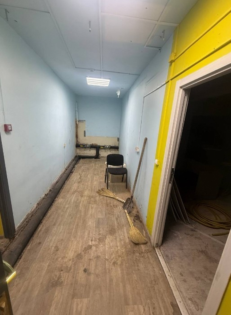 Аренда торгового помещения Жилое здание 