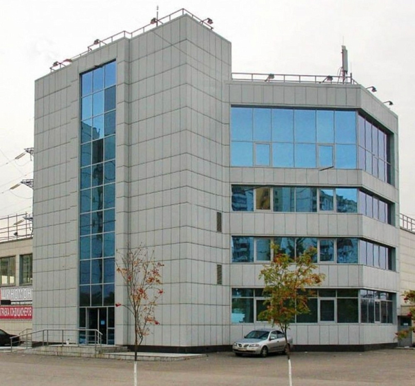 Аренда торгового помещения Торгово - офисный центр 