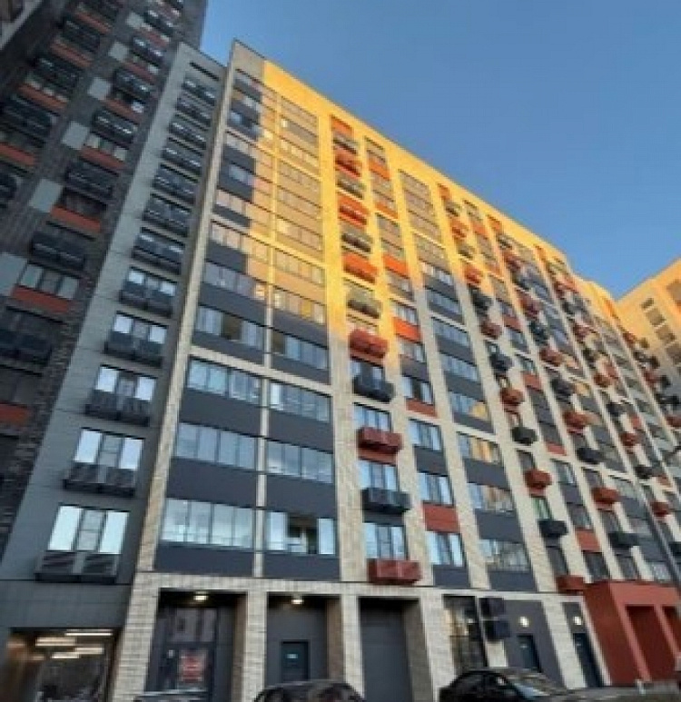 Продажа торгового помещения Жилое здание 